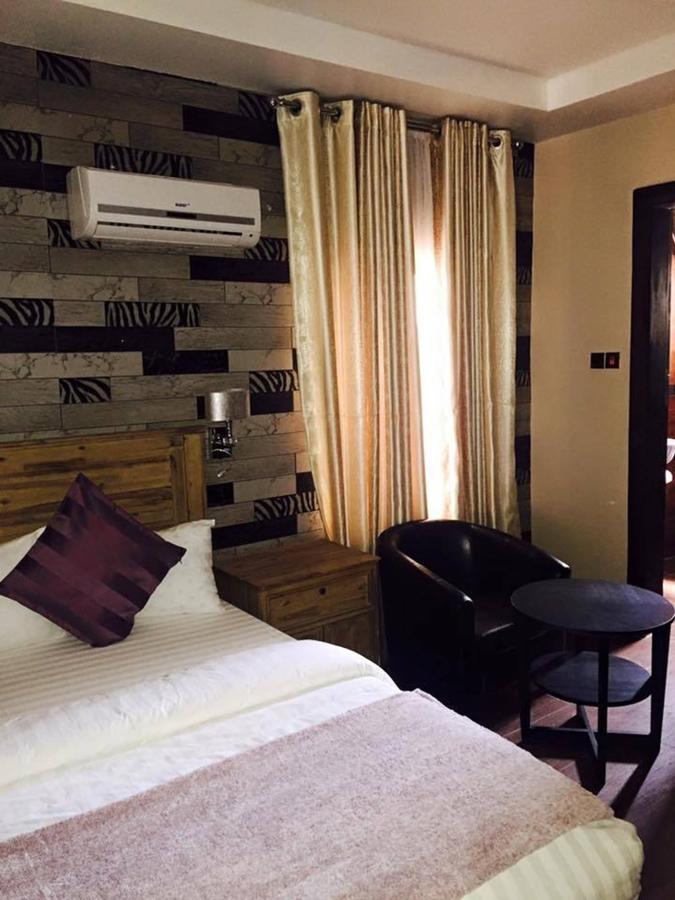 Villa Toscana Hotel And Suits Лагос Екстериор снимка