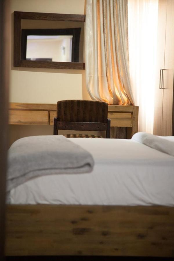 Villa Toscana Hotel And Suits Лагос Екстериор снимка